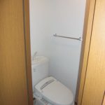 トイレ(洗浄便座付・)写真は102号室