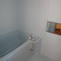 浴室：写真は201号室