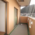 西向きベランダ・写真は400号室