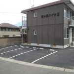 駐車場1台分無料